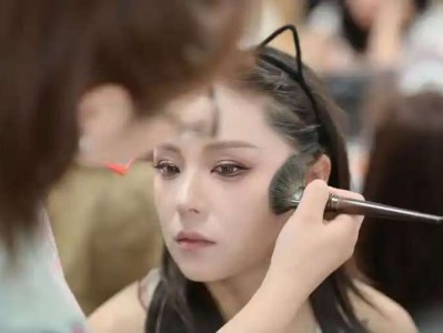 明星御用化妆教程，很珍贵的化妆课资源